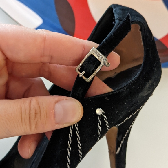 Dior Heels - EUC - Fits Sizes 8-9 - Picture 2 of 5